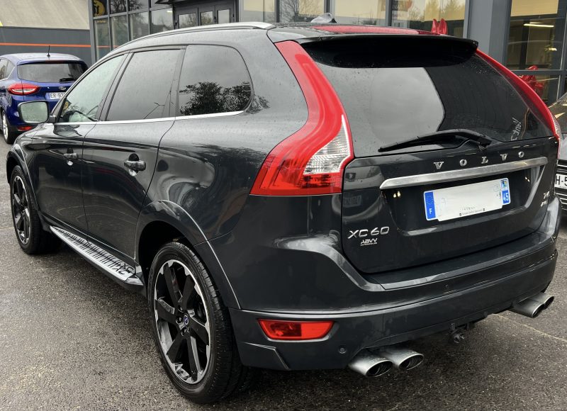 VOLVO XC60 R-DESIGN HEICO T6 3.0 Ti 304 AWD CUIR TOIT OUVRANT HARMAN KARDON CritAir1 - Garantie 1 an