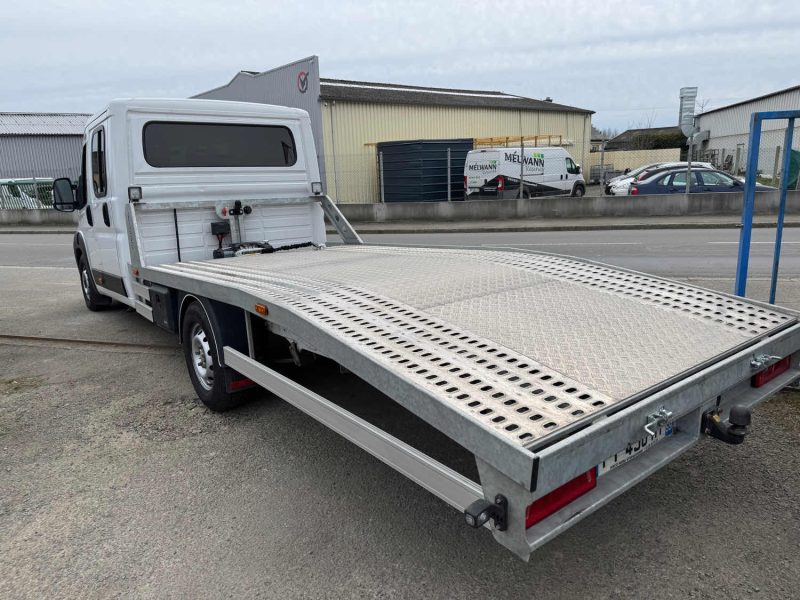 FIAT DUCATO 2.3 160ch DÉPANNEUSE  7 places 