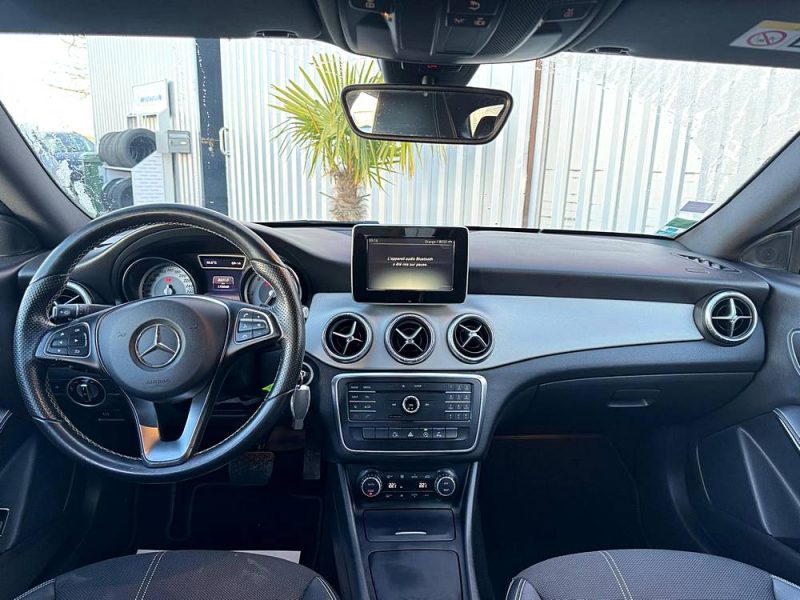 MERCEDES CLASSE CLA 2015