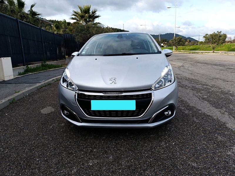Peugeot 208  1.2. 110CV S&S ALLURE EAT6 5P, 06/2016, garantie 3 mois
