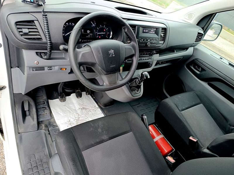 Peugeot EXPERT  2017