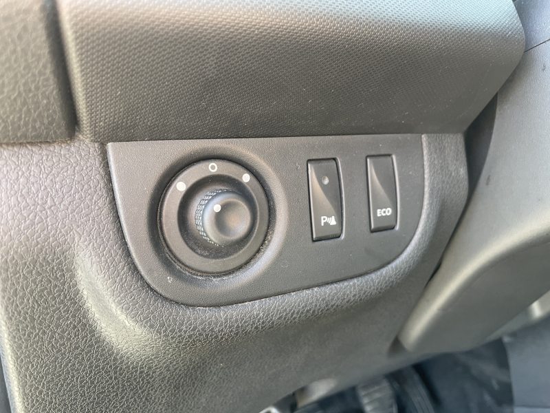 DACIA SANDERO II 2015