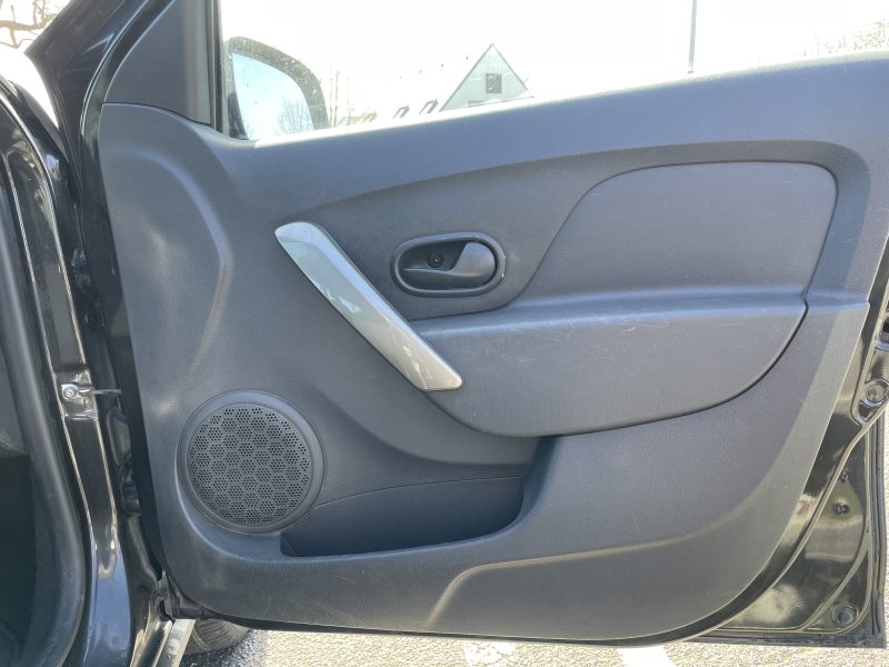 DACIA SANDERO II 2015