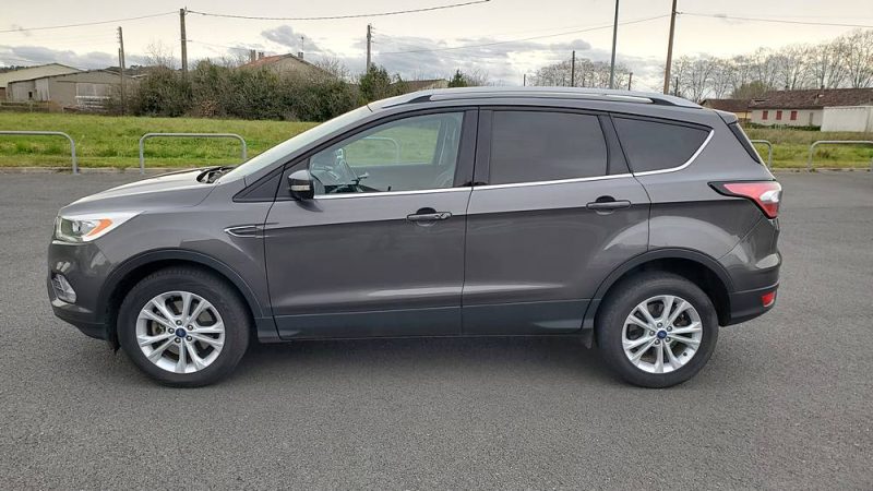 FORD KUGA 2.0 TDCI 150 TITANIUM CAMERA ATTELAGE