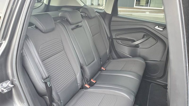 FORD KUGA 2.0 TDCI 150 TITANIUM CAMERA ATTELAGE