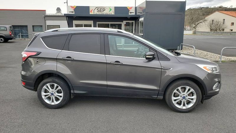 FORD KUGA 2.0 TDCI 150 TITANIUM CAMERA ATTELAGE