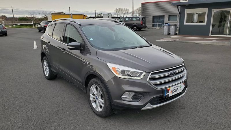 FORD KUGA 2.0 TDCI 150 TITANIUM CAMERA ATTELAGE