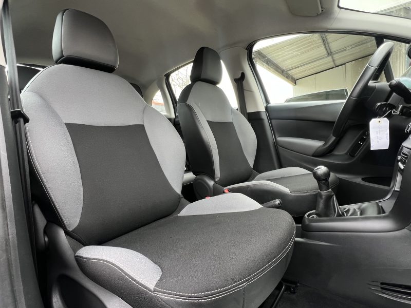 CITROEN C3 II 1.4 75 Cv 5 PORTES CLIMATISATION BLUETOOTH CRIT AIR 1 36 100 Kms - GARANTIE 1 AN