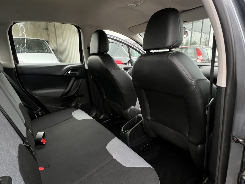 CITROEN C3 II 1.4 75 Cv 5 PORTES CLIMATISATION BLUETOOTH CRIT AIR 1 36 100 Kms - GARANTIE 1 AN