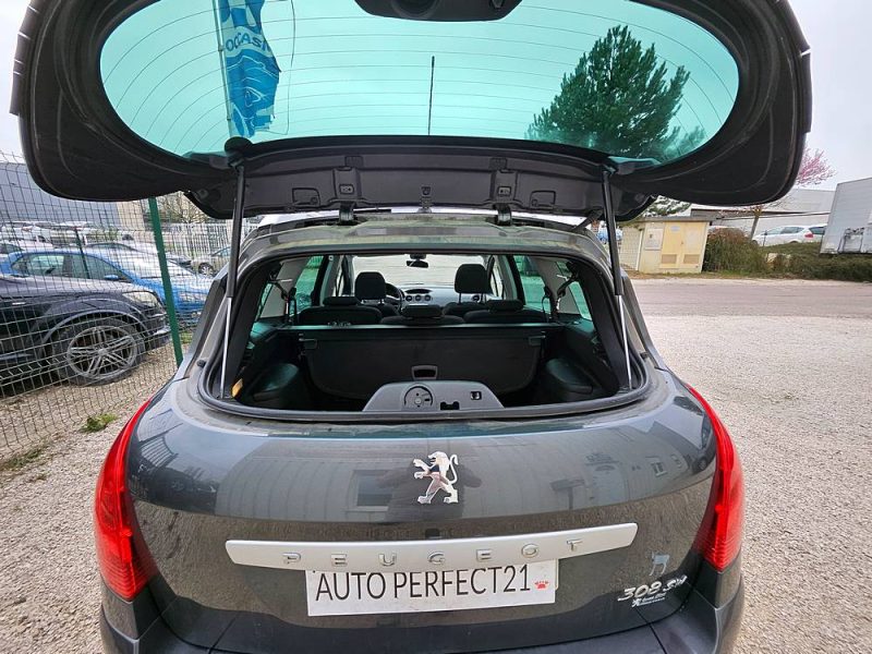 PEUGEOT 308 2009