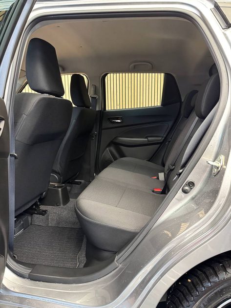 SUZUKI SWIFT 1.2i 83cv HYBRID 2023