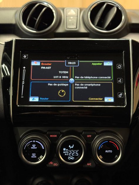 SUZUKI SWIFT 1.2i 83cv HYBRID 2023