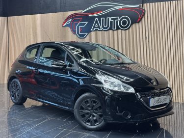 PEUGEOT 208 2013