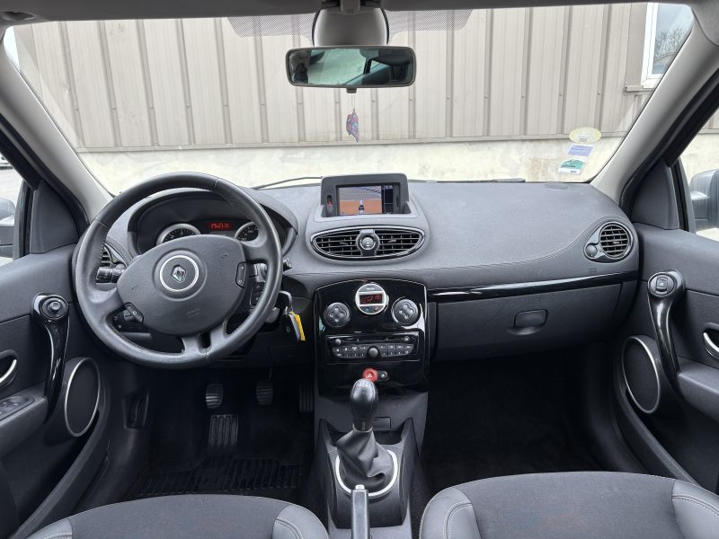 RENAULT CLIO 2012