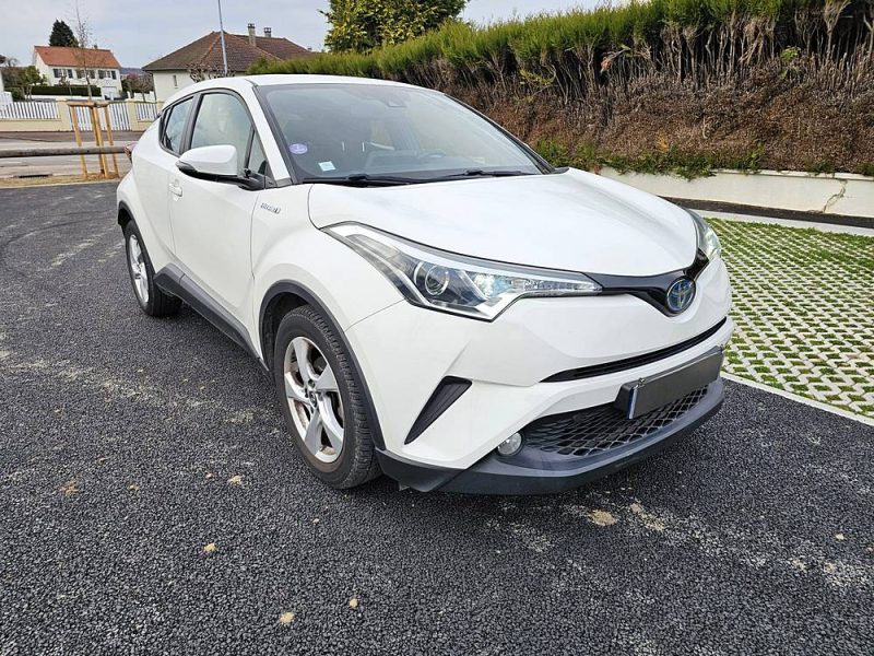 TOYOTA C-HR 2019