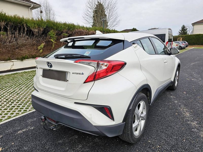 TOYOTA C-HR 2019
