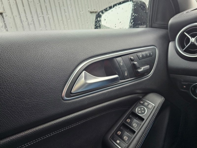 MERCEDES CLASSE A 2014