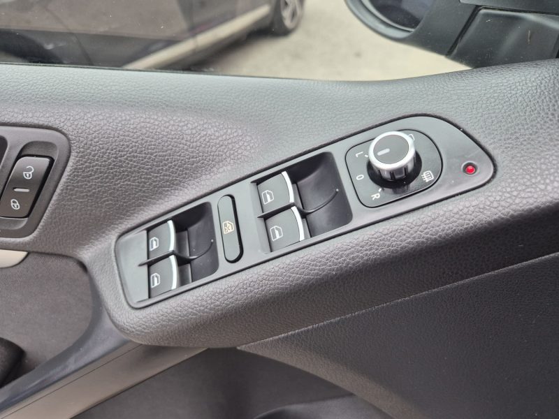 VOLKSWAGEN TIGUAN 2013