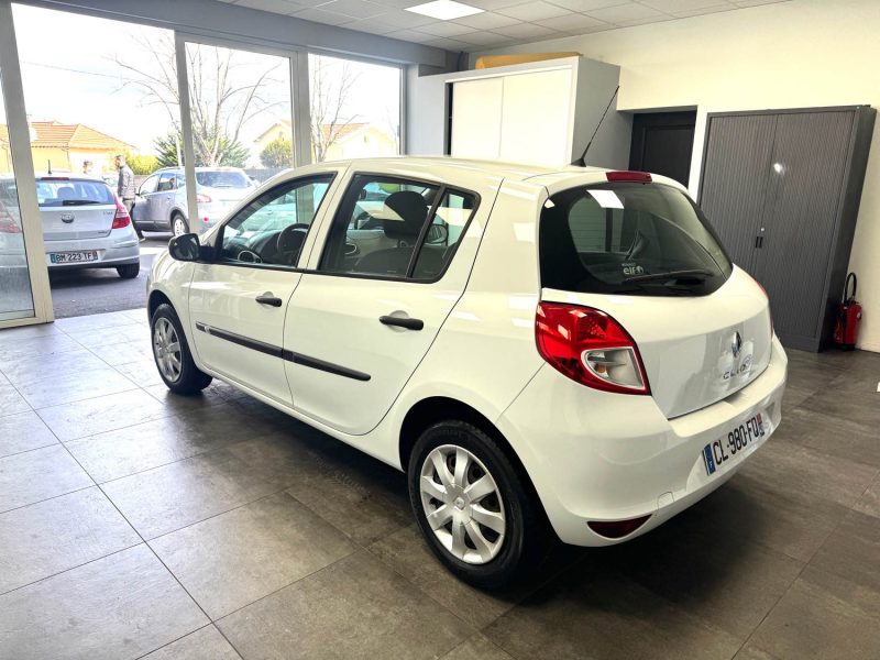 RENAULT CLIO 2012