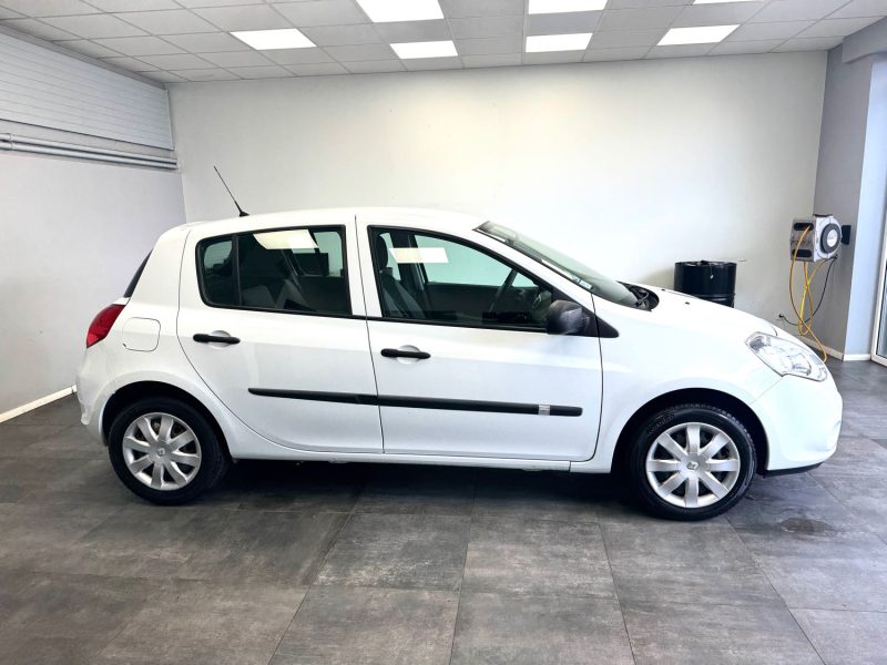 RENAULT CLIO 2012