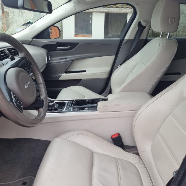 JAGUAR XE 2018