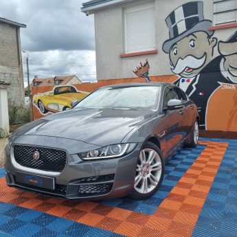 JAGUAR XE 2018