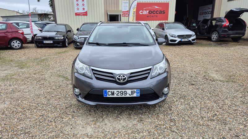 TOYOTA AVENSIS 2012
