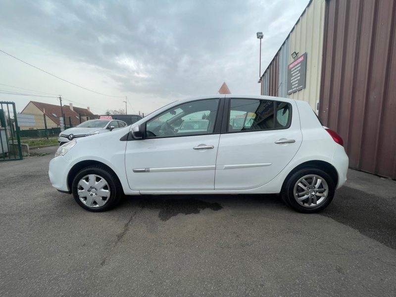 RENAULT CLIO 2013 1.2I 75CV CRIT'AIR 14