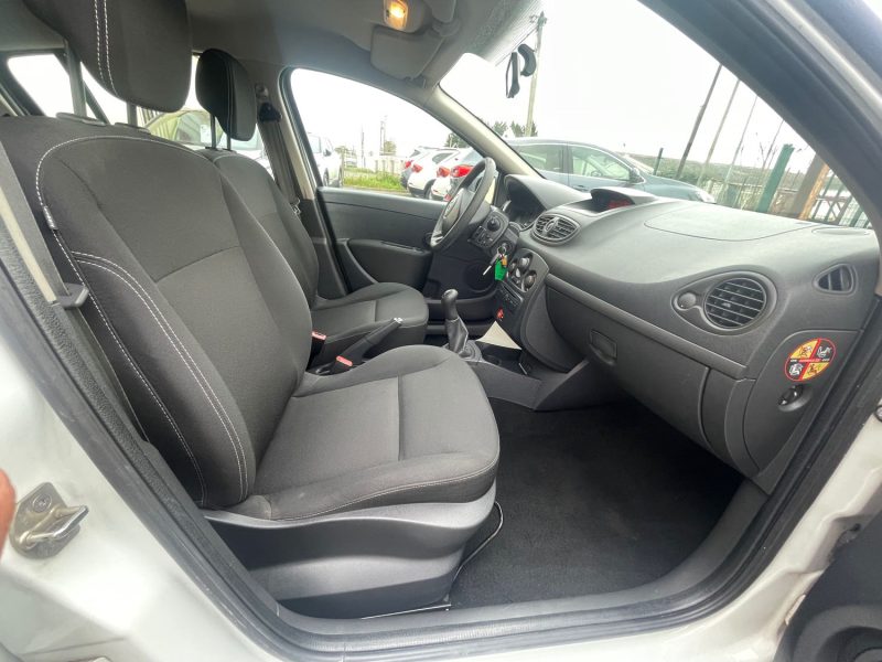 RENAULT CLIO 2013 1.2I 75CV CRIT'AIR 14