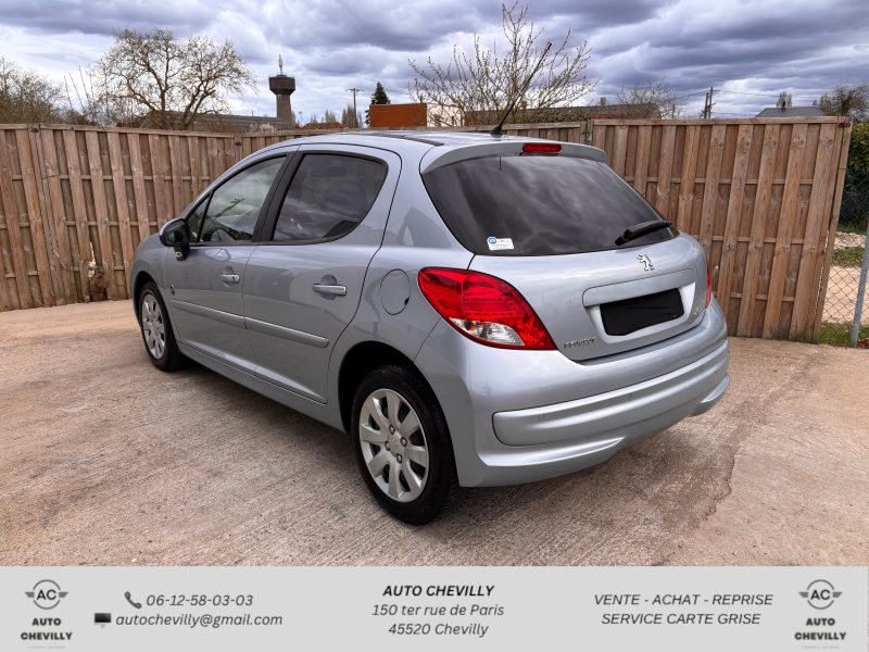 PEUGEOT 207 1.4 VTi 95 ch Envy /Clim/Radar ar/Régulateur/Toit pano