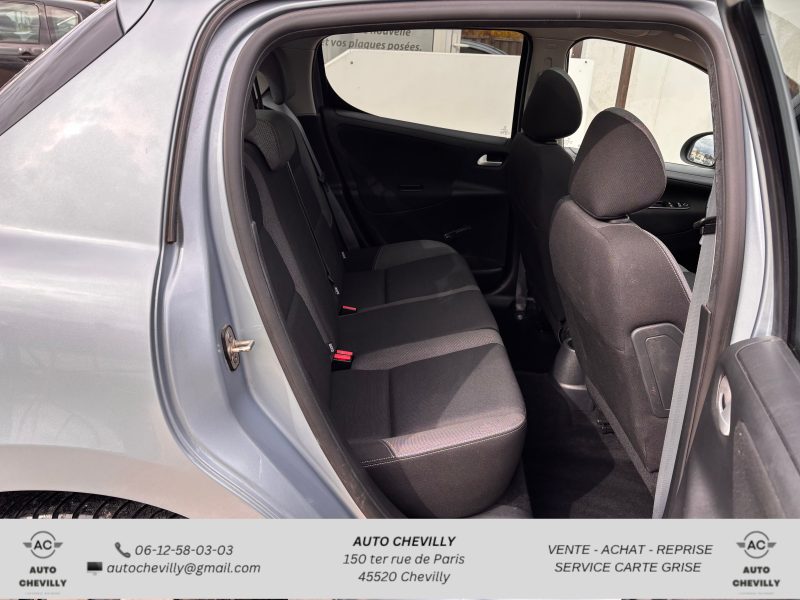 PEUGEOT 207 1.4 VTi 95 ch Envy /Clim/Radar ar/Régulateur/Toit pano