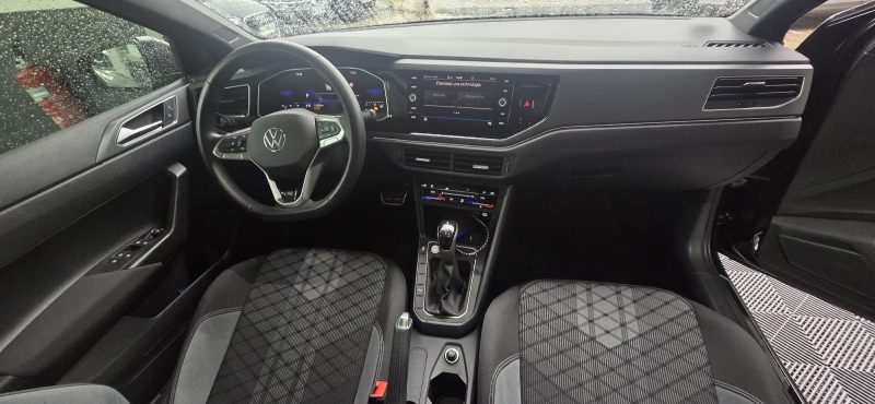 VOLKSWAGEN POLO 2023