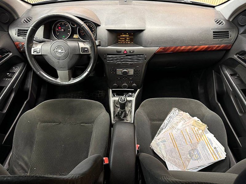 OPEL ASTRA 2005