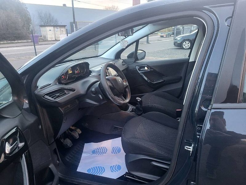 PEUGEOT 208 I (CA_, CC_) 2019