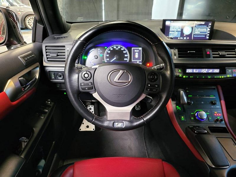LEXUS CT200H 1.8VTI 136CHV HYBRID / SUIVI LEXUS / CAMERA RECUL / CARPLAY / KEYLESS / MODES DE CONDUI