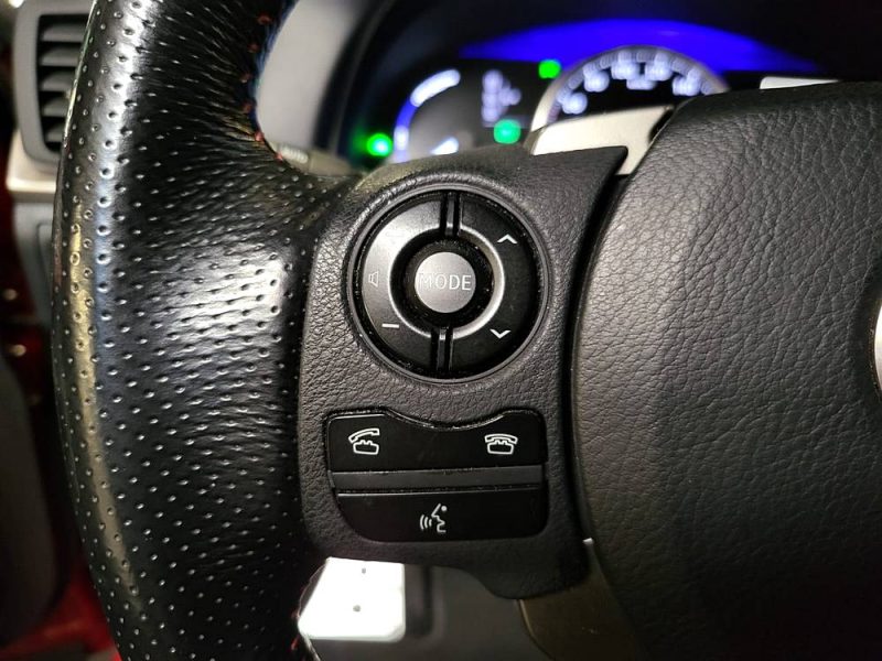 LEXUS CT200H 1.8VTI 136CHV HYBRID / SUIVI LEXUS / CAMERA RECUL / CARPLAY / KEYLESS / MODES DE CONDUI