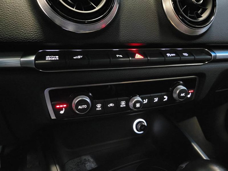 AUDI A3 E-TRON 1.4 TSI DESIGN LUXE / SUIVI AUDI / CARPLAY / SIEGES CHAUFFANTS / VIRTUAL COCKPIT 