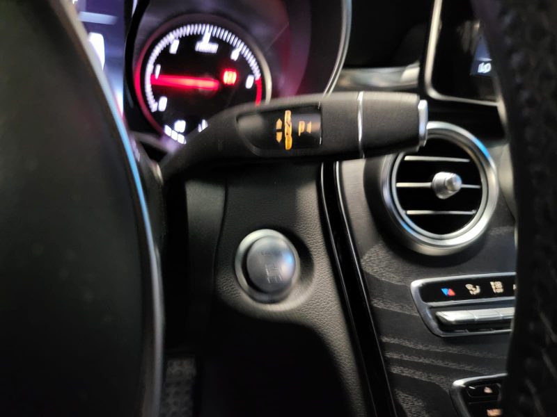 MERCEDES CLASSE C IV 220D 170CHV PACK AMG / KEYLESS / CAMERA DE RECUL / MODES DE CONDUITE