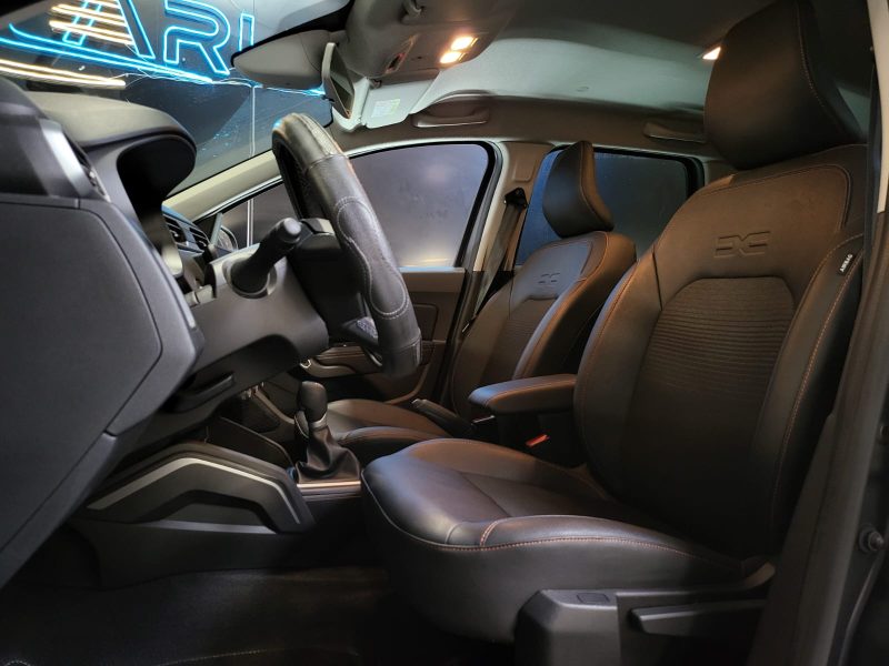 DACIA DUSTER 1.3 TCE 150 JOURNEY EDC PH3 / 1ère MAIN / APPLE CARPLAY SANS FIL / SUIVI COMPLET RENAUL