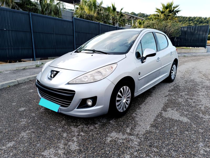 PEUGEOT 207 2012
