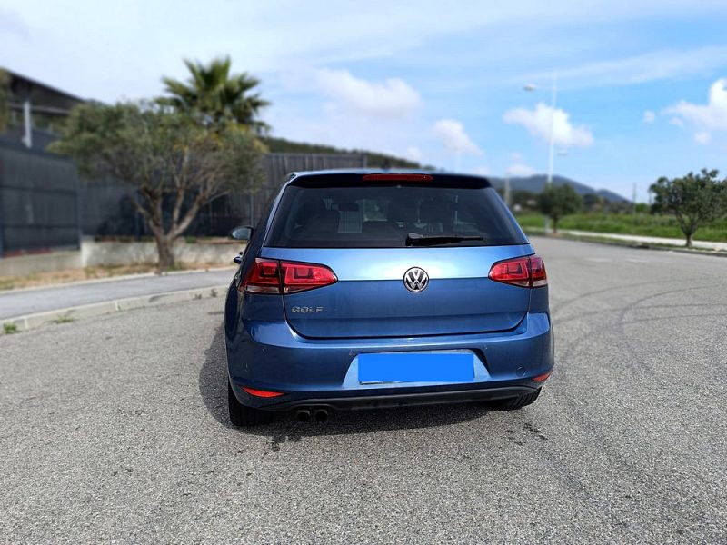 VOLKSWAGEN GOLF 2012