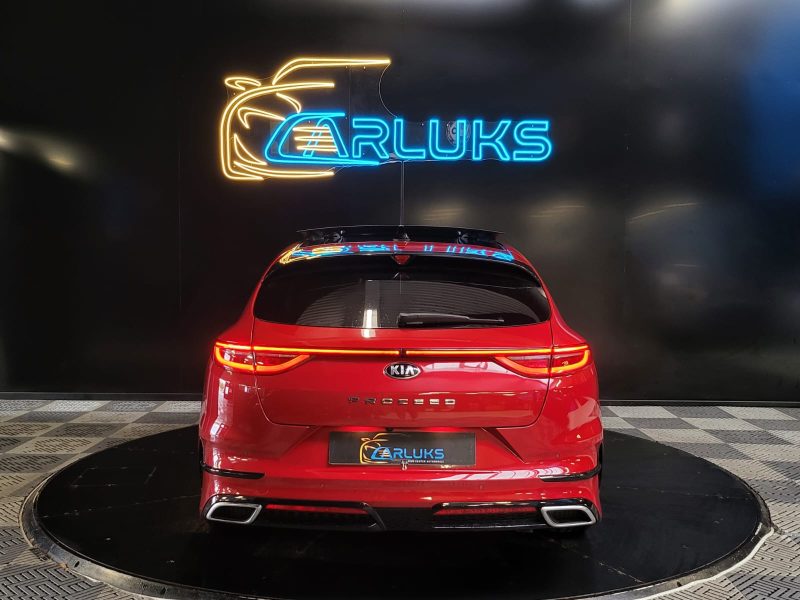 KIA PROCEED 1.0 GDI 120cv BVM6 GT LINE / SUIVI KIA / TOIT OUVRANT / CAMERA DE RECUL / CARPLAY