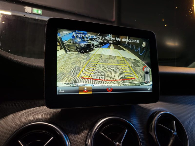 MERCEDES CLASSE GLA 180 122cv SENSATION / SUIVI MERCEDES / 2EME MAIN / CAMERA DE RECUL / HAYON ELECT