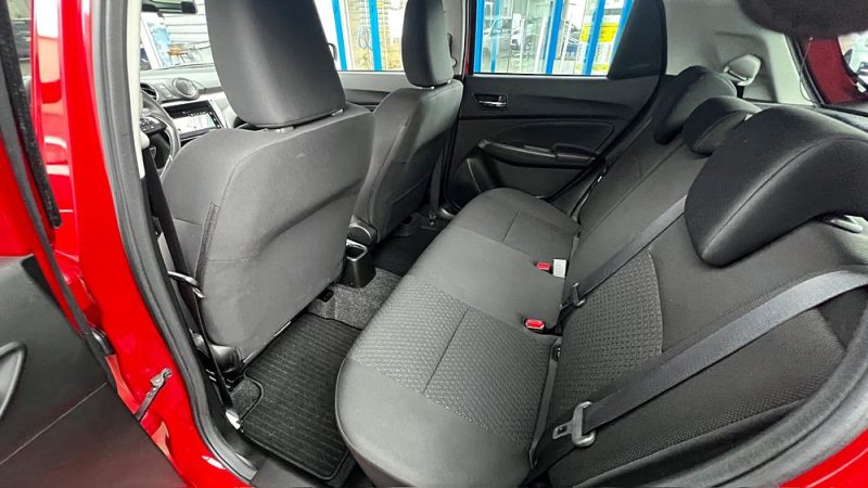 SUZUKI SWIFT 4x4 2023