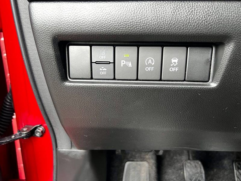 SUZUKI SWIFT 4x4 2023