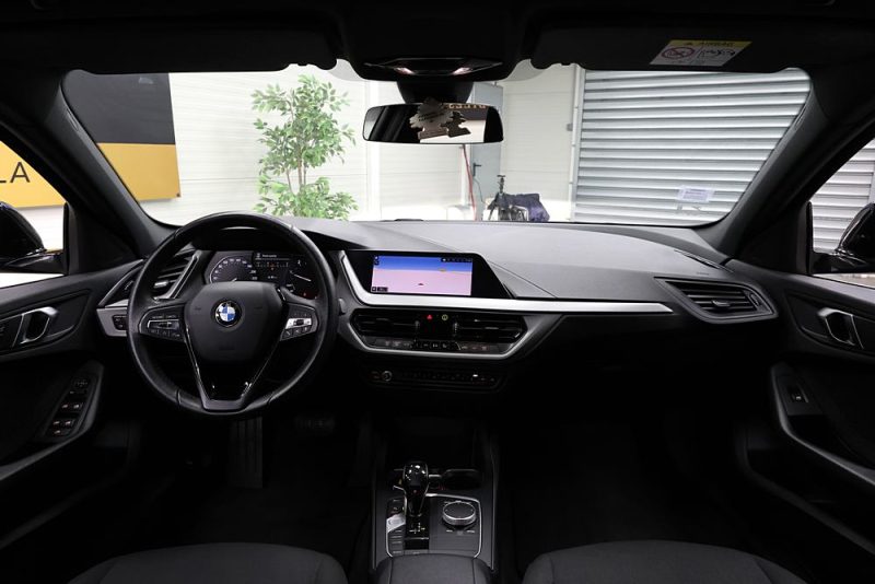 B.M.W. Série 1 2020