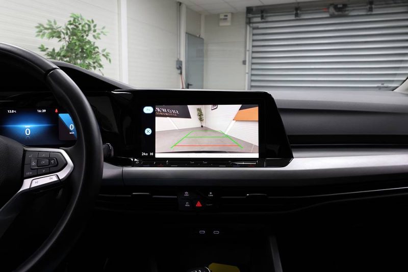 VOLKSWAGEN Golf 2021