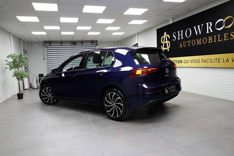 VOLKSWAGEN Golf 2021