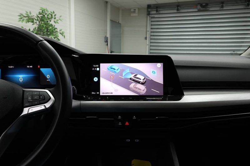 VOLKSWAGEN Golf 2021