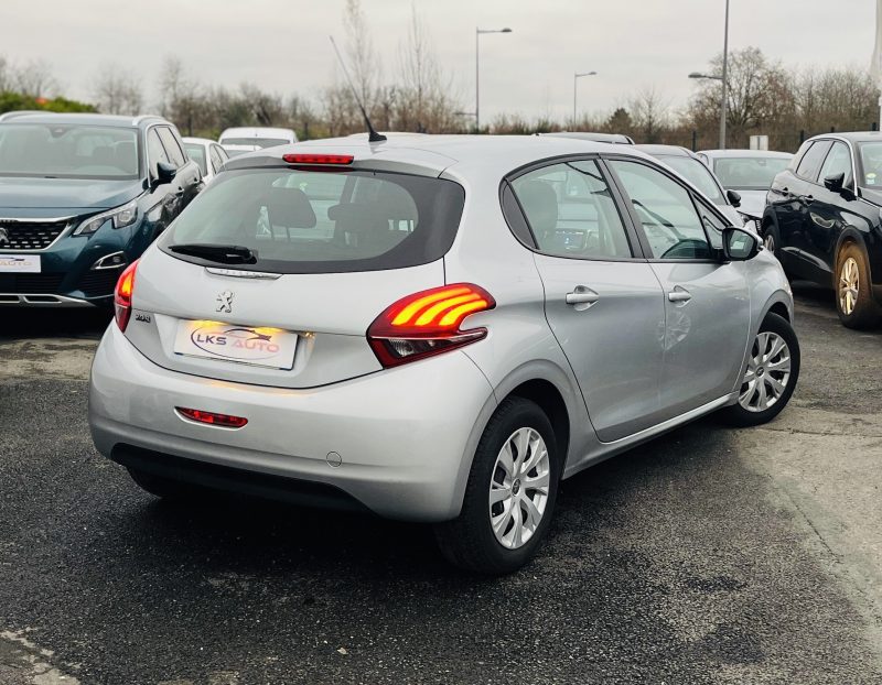 PEUGEOT 208 ACTIVE BUSINESS 1.5 BlueHDi 100ch